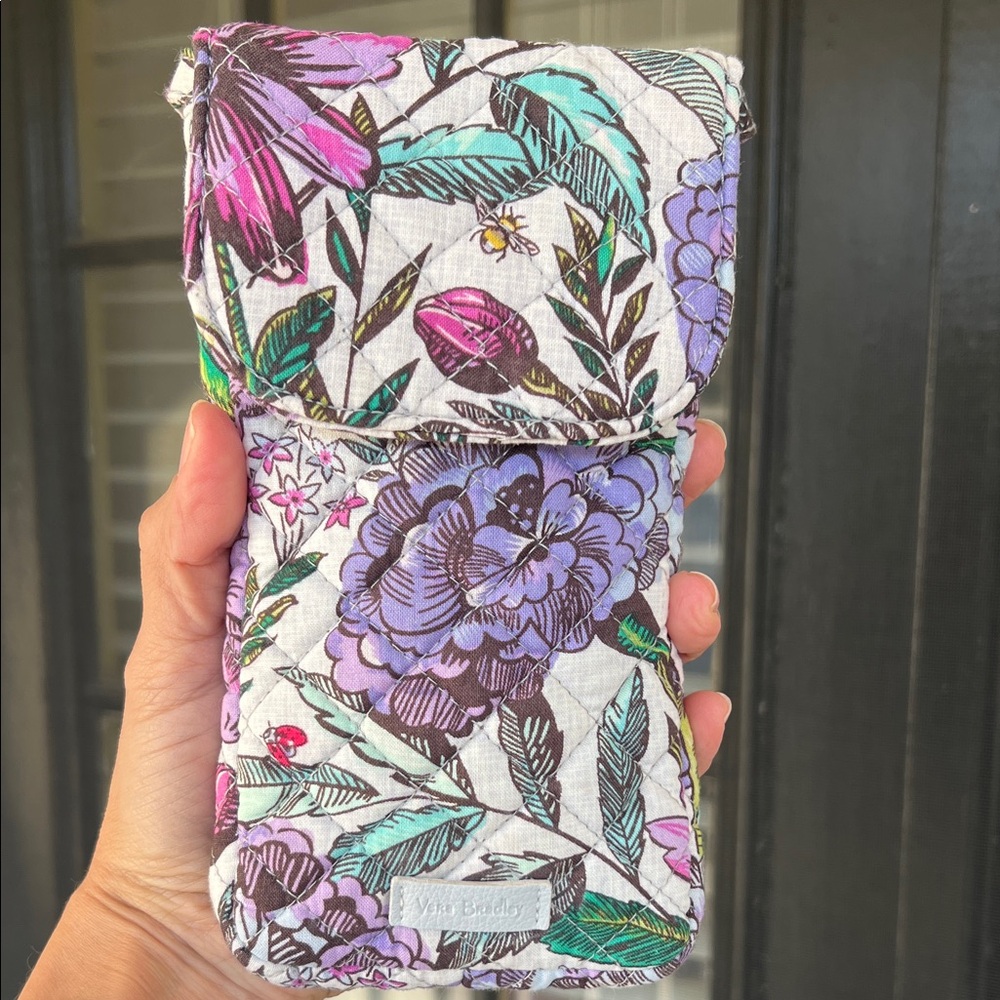 Vera Bradley Carson Cell Phone Crossbody in Lavender Meadow